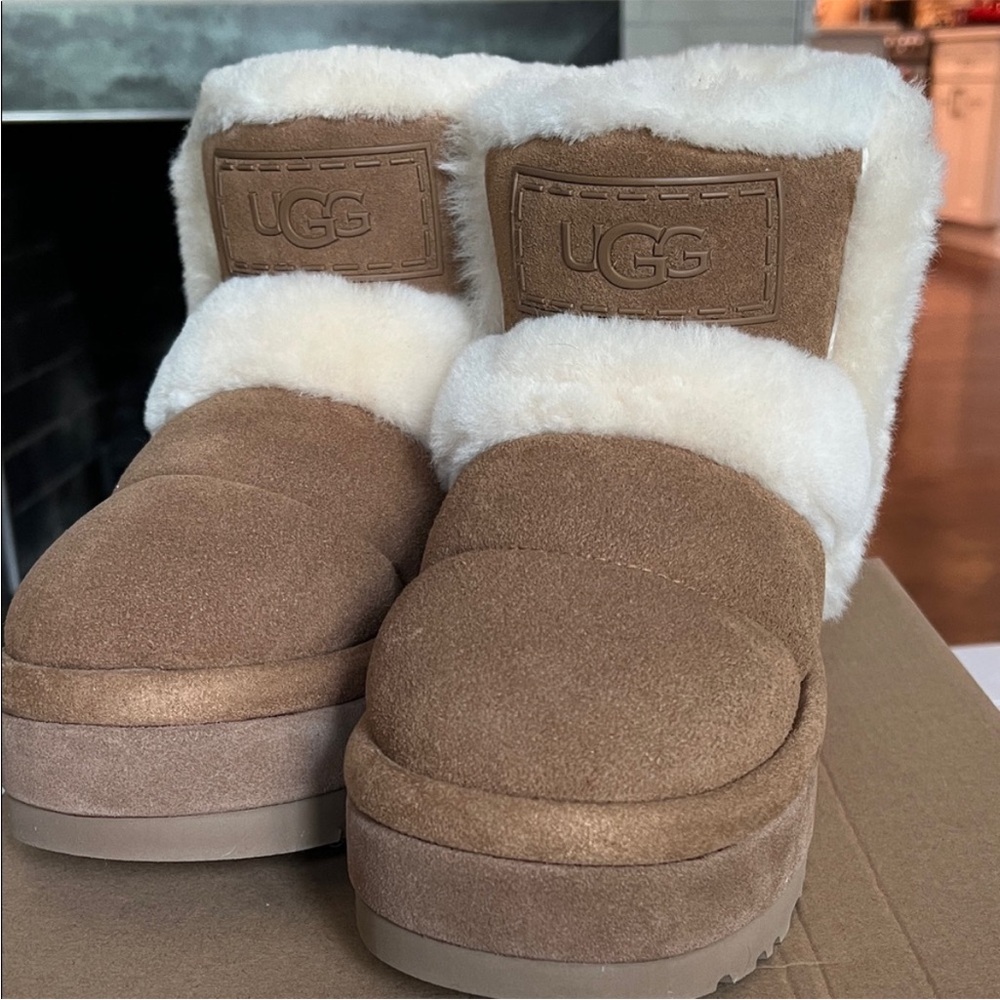 UGG Chillapeak boots size 6- new in box
